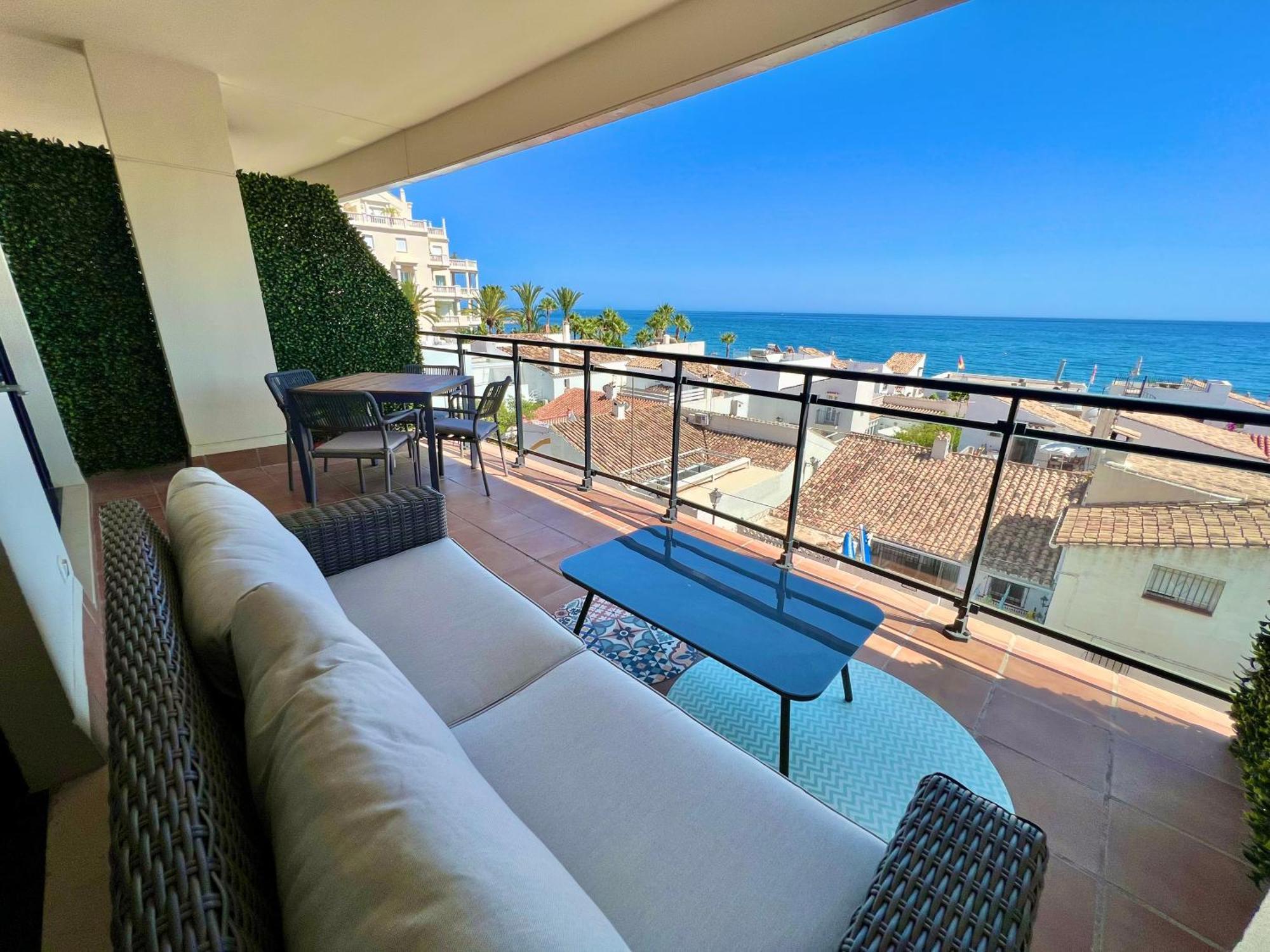 埃斯特波纳Breathtaking Sea View公寓 外观 照片